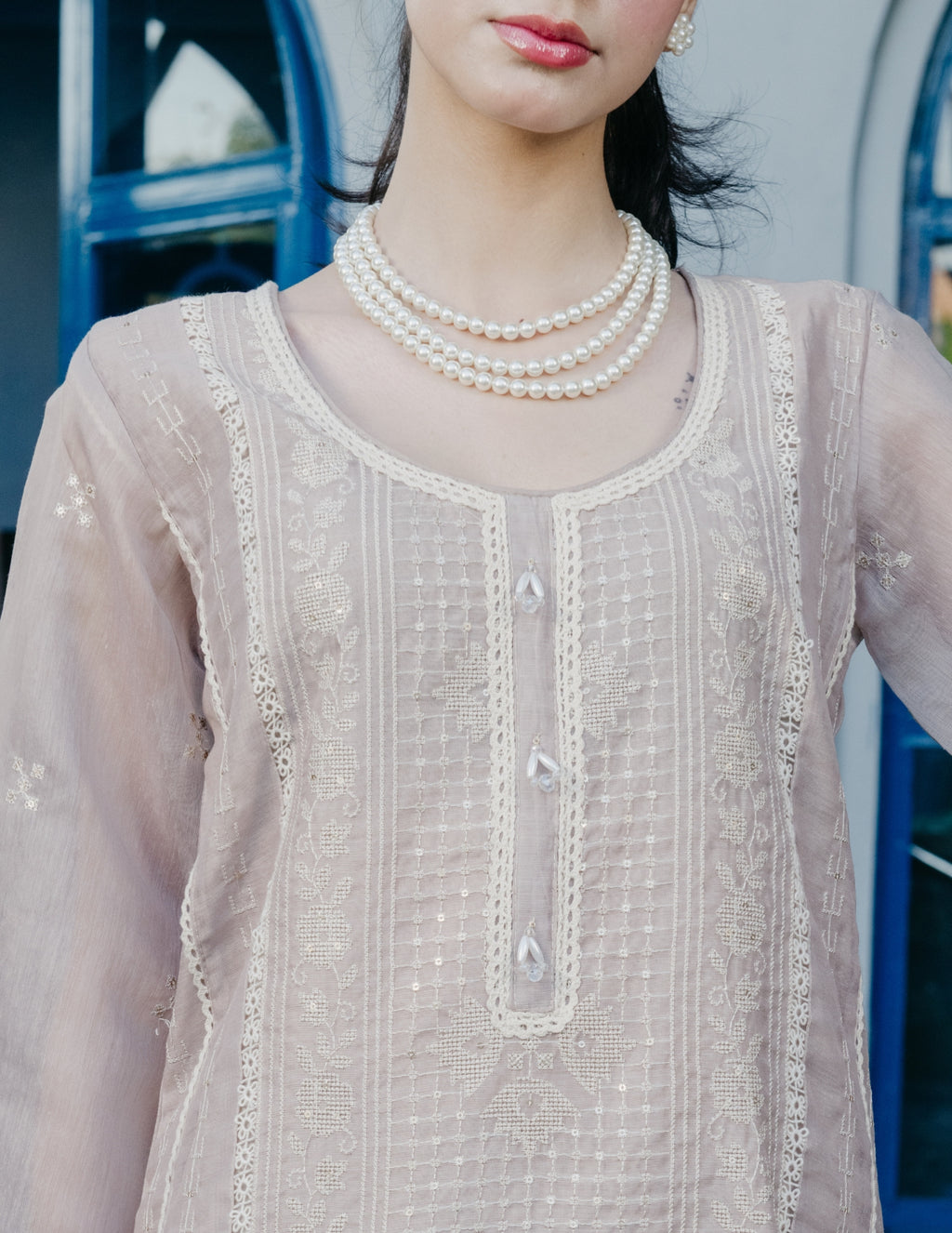 Zariya mul chanderi embroidered beige suit set